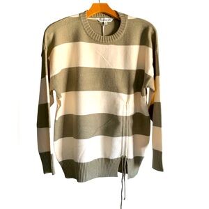 Davi & Dani Stripped Soft Sweater